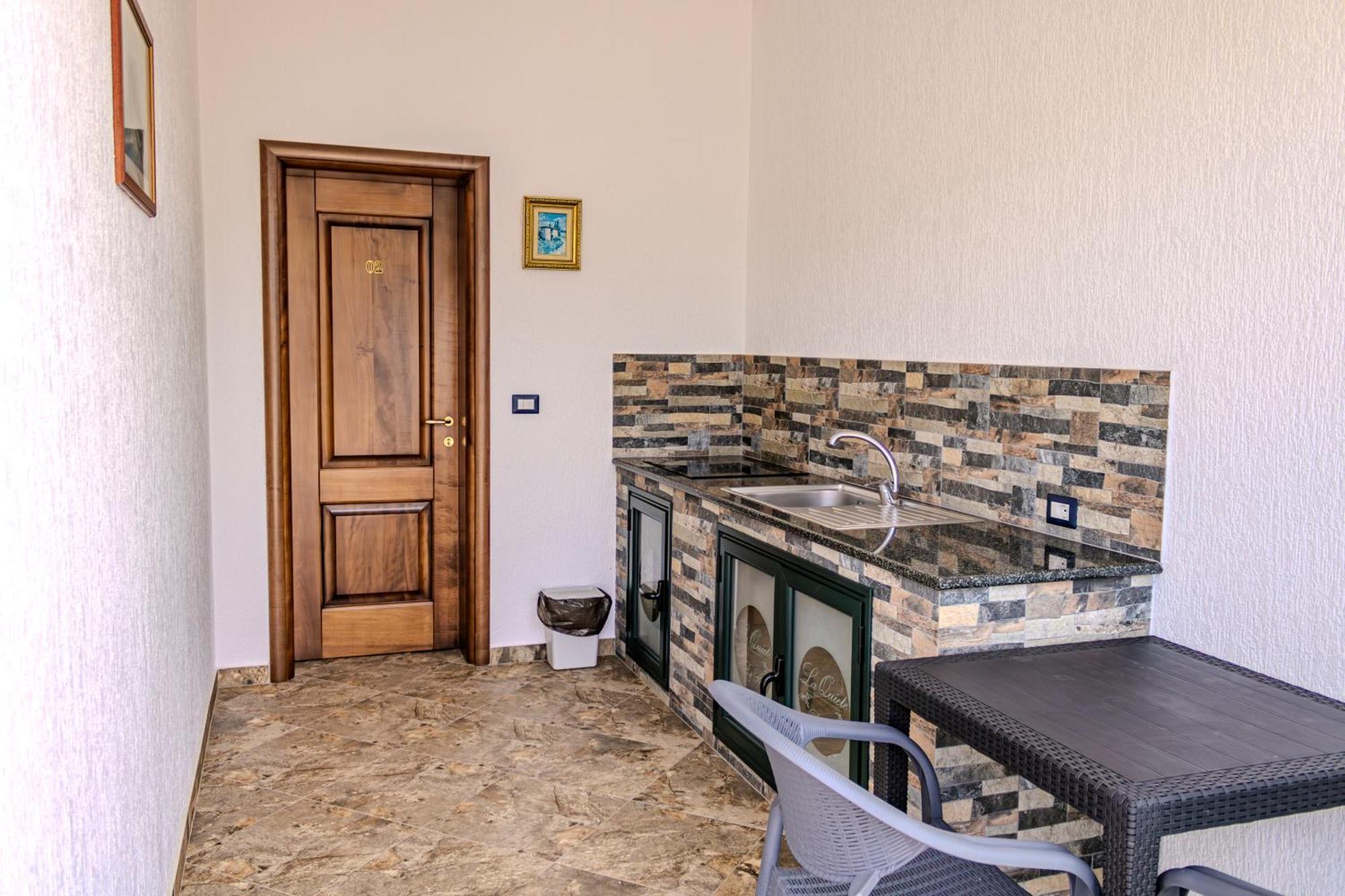 La Quiete - Adults Only Bed & Breakfast Cuke